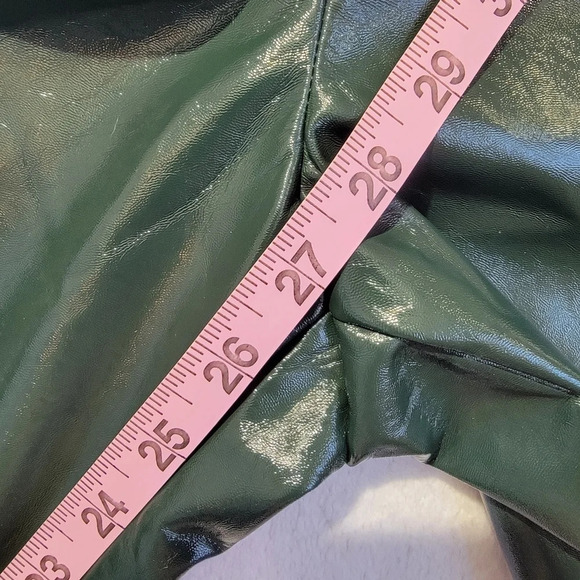 NWT 7 For All Mankind Faux Leather Cropped Wide Leg Shiny Green Pants Size M - Picture 12 of 14